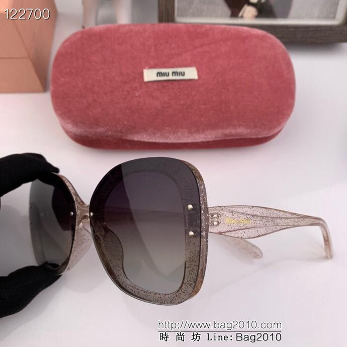 MIUMIU繆繆 2019新品 女士彩色太陽鏡 進口寶麗來偏光鏡片 M0274  lly1201